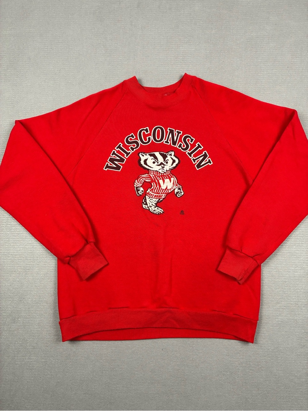 VTG Jerzees Red Wisconsin Mascot Graphic Crewneck Sweatshirt